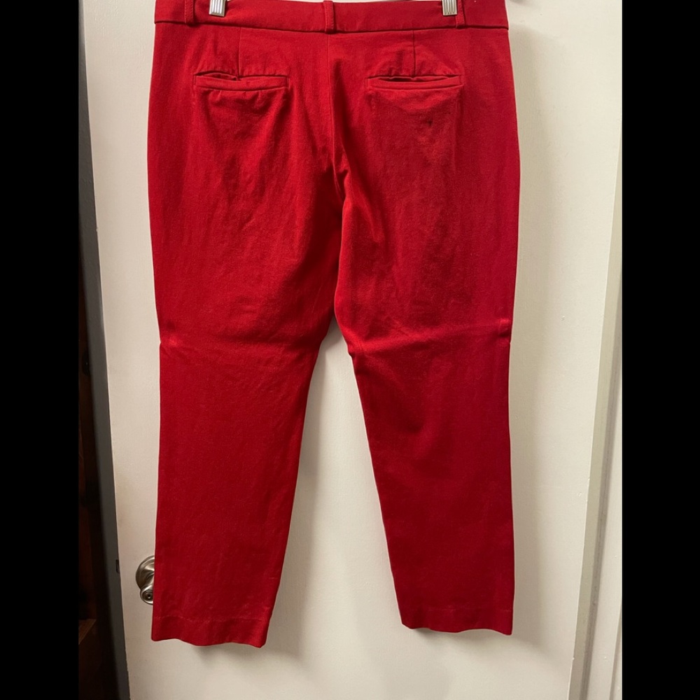 Cropped Red Pants